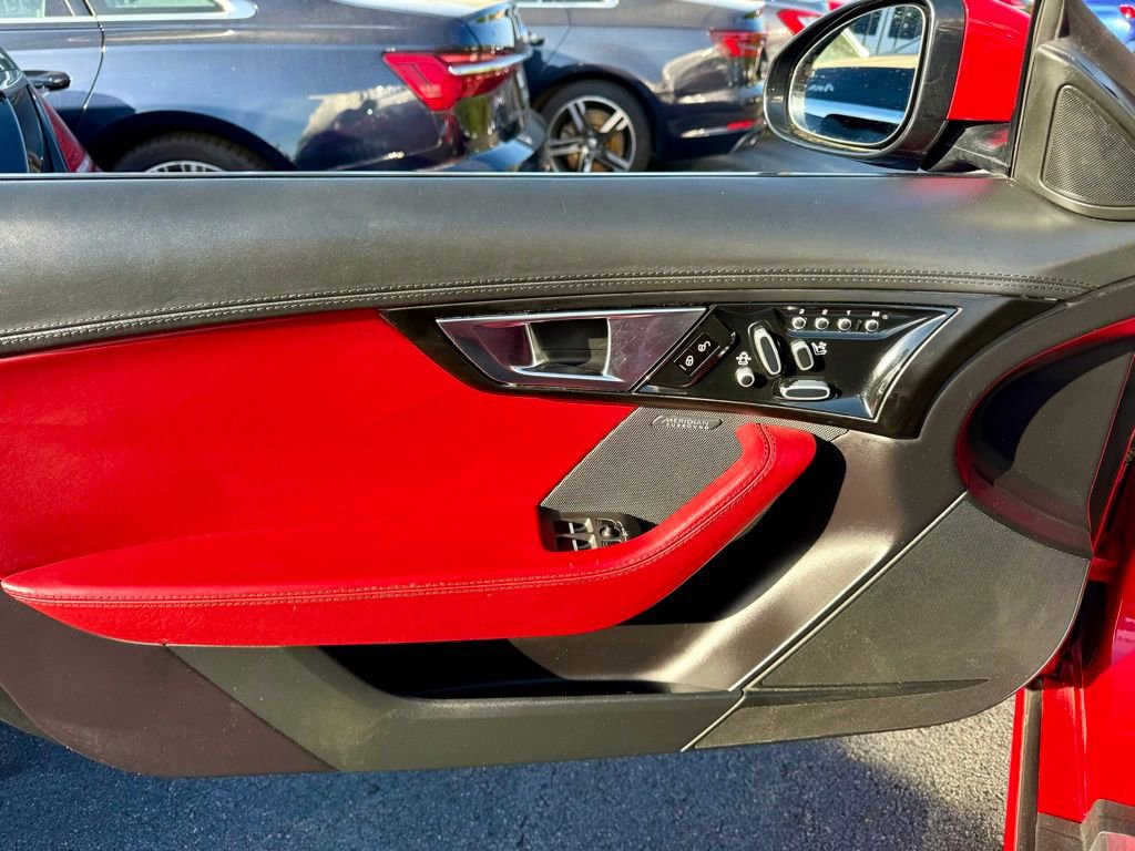Used 2014 Jaguar F-TYPE S image 12