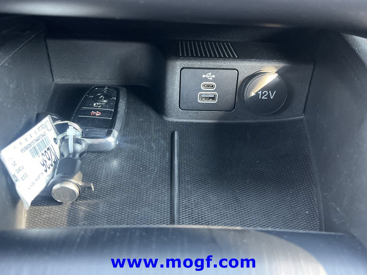 Used 2025 Ford Escape ST-Line FWD image 11