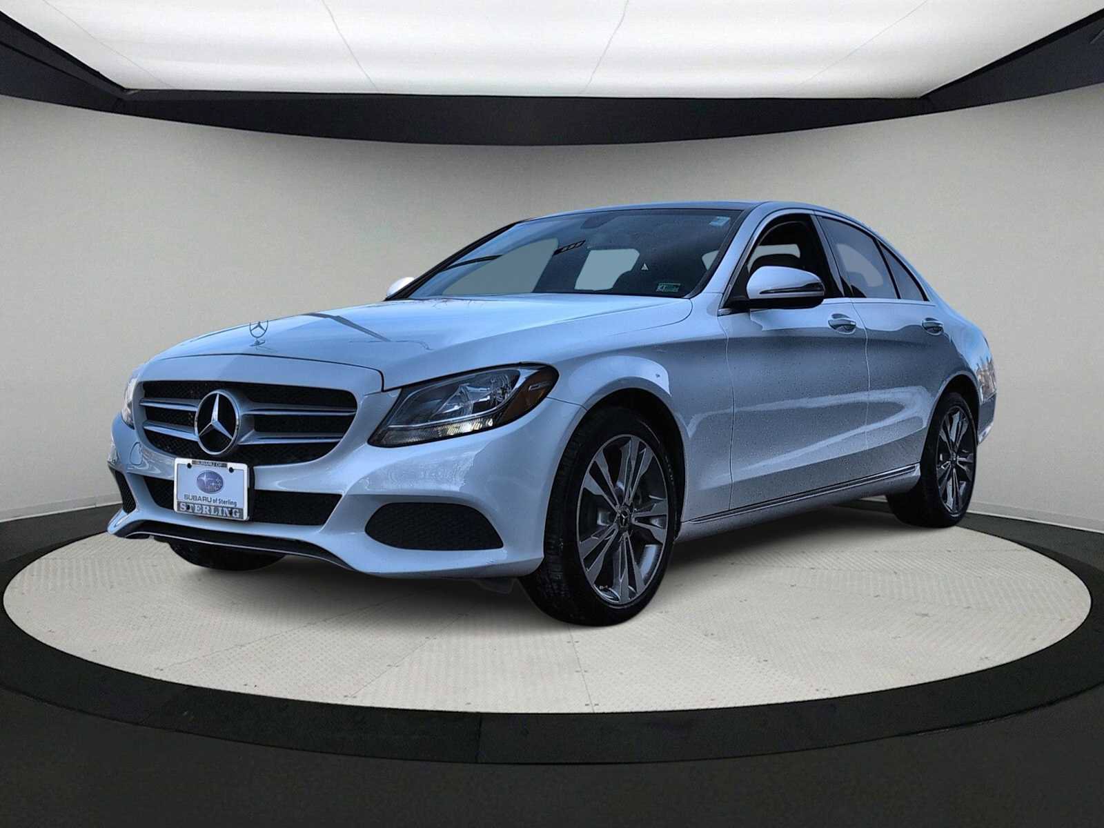Used 2018 Mercedes-Benz C 300 4MATIC Sedan image 4
