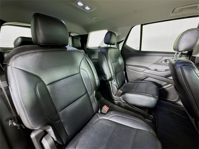 Used 2020 Chevrolet Traverse LT image 28