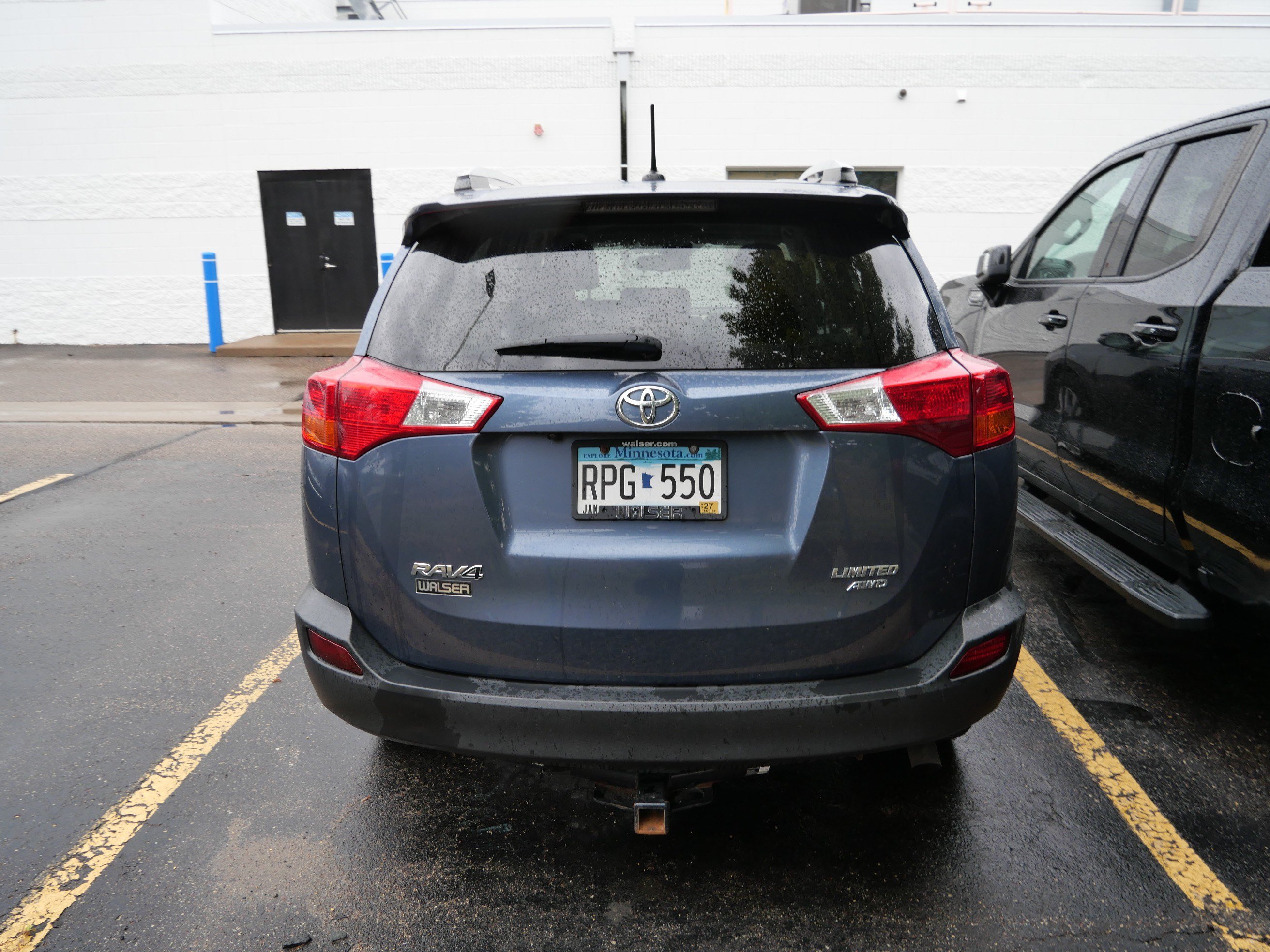 Used 2014 Toyota RAV4 Limited w/ Technology Package AWD/4WD image 7