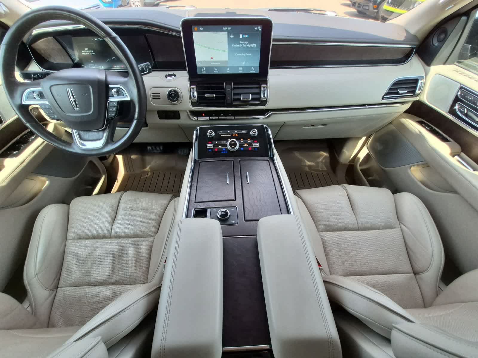 Used 2018 Lincoln Navigator Reserve w/ Technology Package AWD/4WD image 15