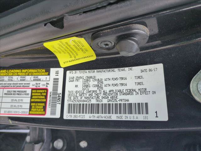 Used 2017 Toyota Tacoma SR5 w/ Tow Package RWD image 24