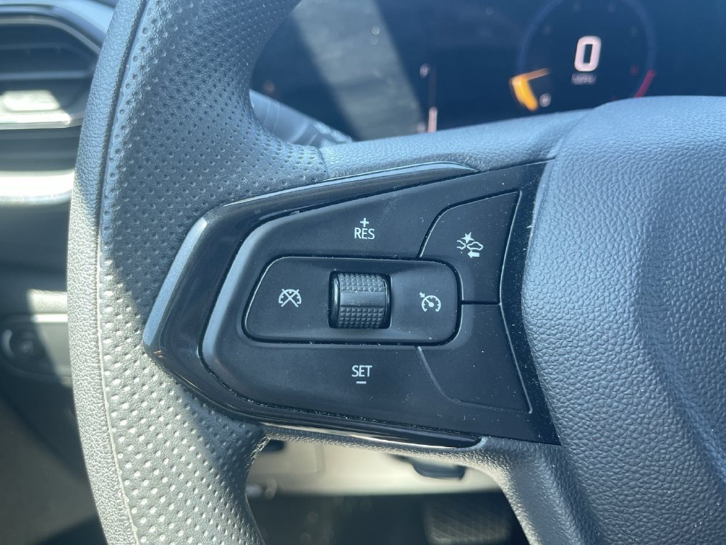 Used 2025 Chevrolet TrailBlazer LT AWD/4WD image 20