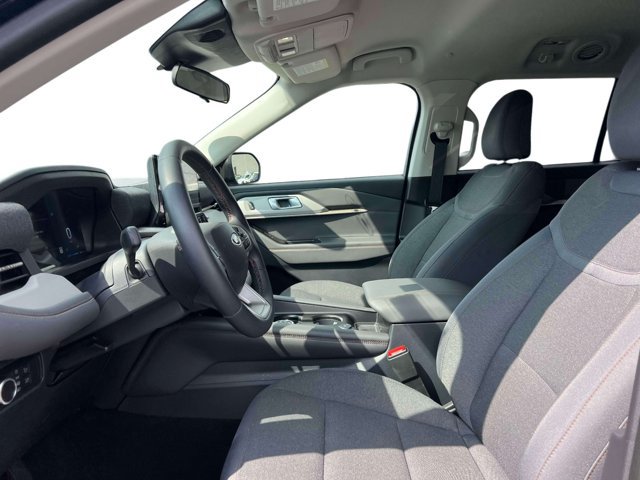 Used 2026 Ford Explorer Active AWD/4WD image 22