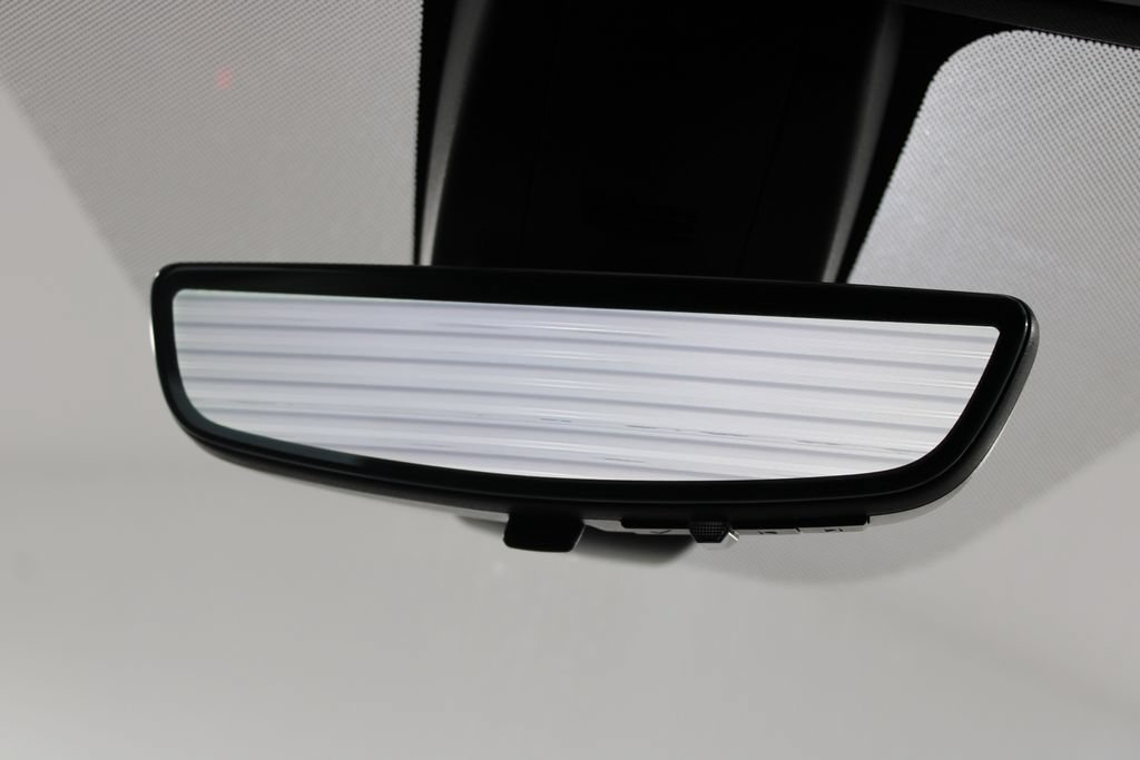 Used 2021 Chevrolet Suburban High Country RWD image 60