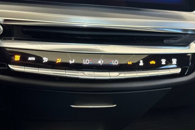 Certified 2024 Cadillac Lyriq Sport AWD/4WD image 20