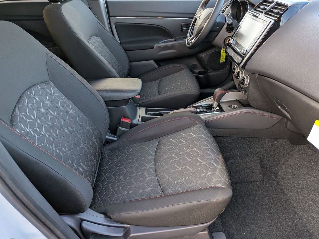 New 2025 Mitsubishi Outlander Sport LE image 27