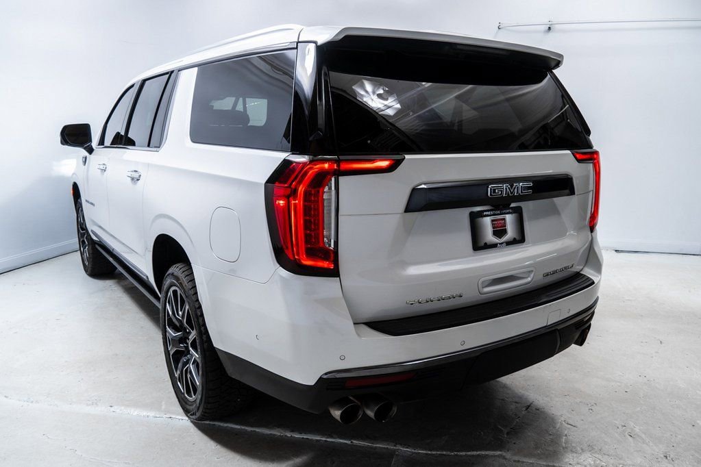Used 2024 GMC Yukon XL Denali Ultimate image 2