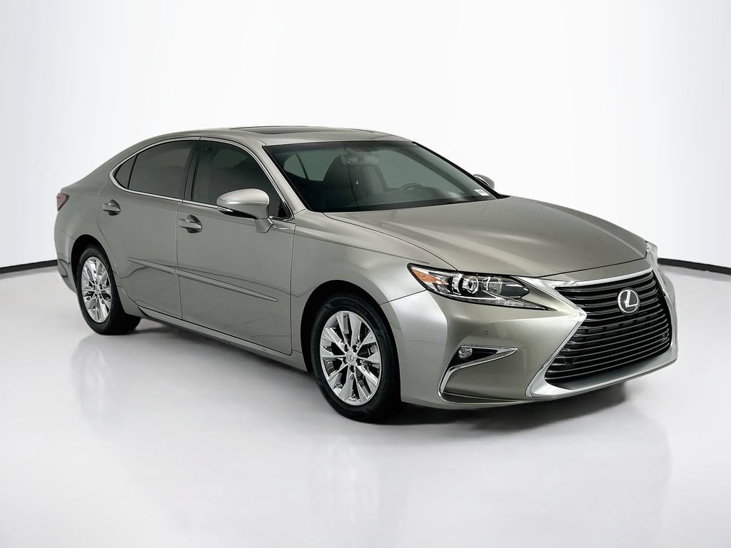 Used 2016 Lexus ES 350 w/ Premium Package w/Wood Trim FWD image 3