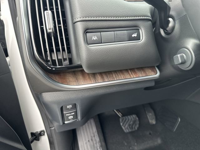 New 2026 Nissan Armada SL image 18