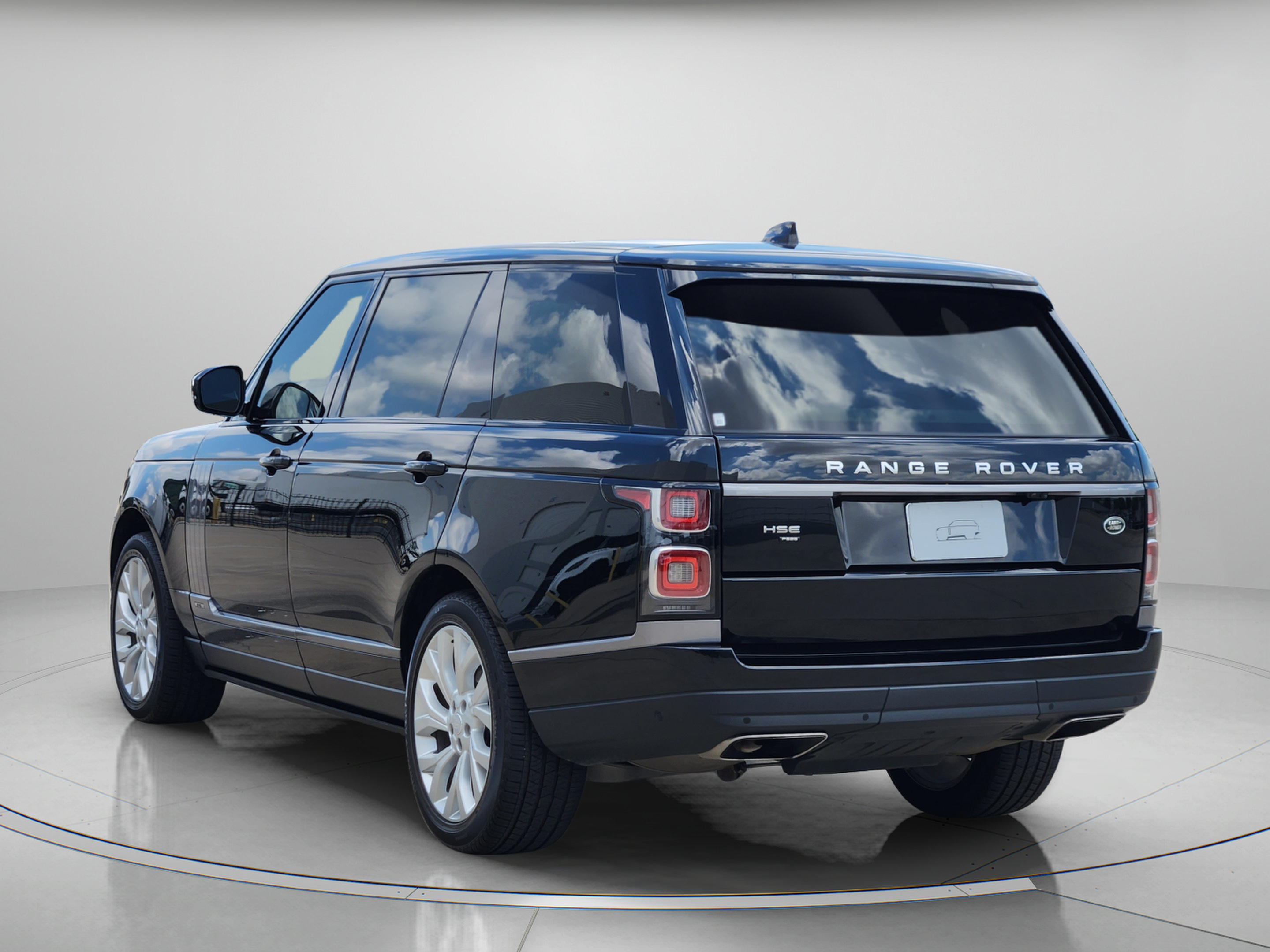 Certified 2022 Land Rover Range Rover P525 Westminster Edition LWB AWD/4WD image 3
