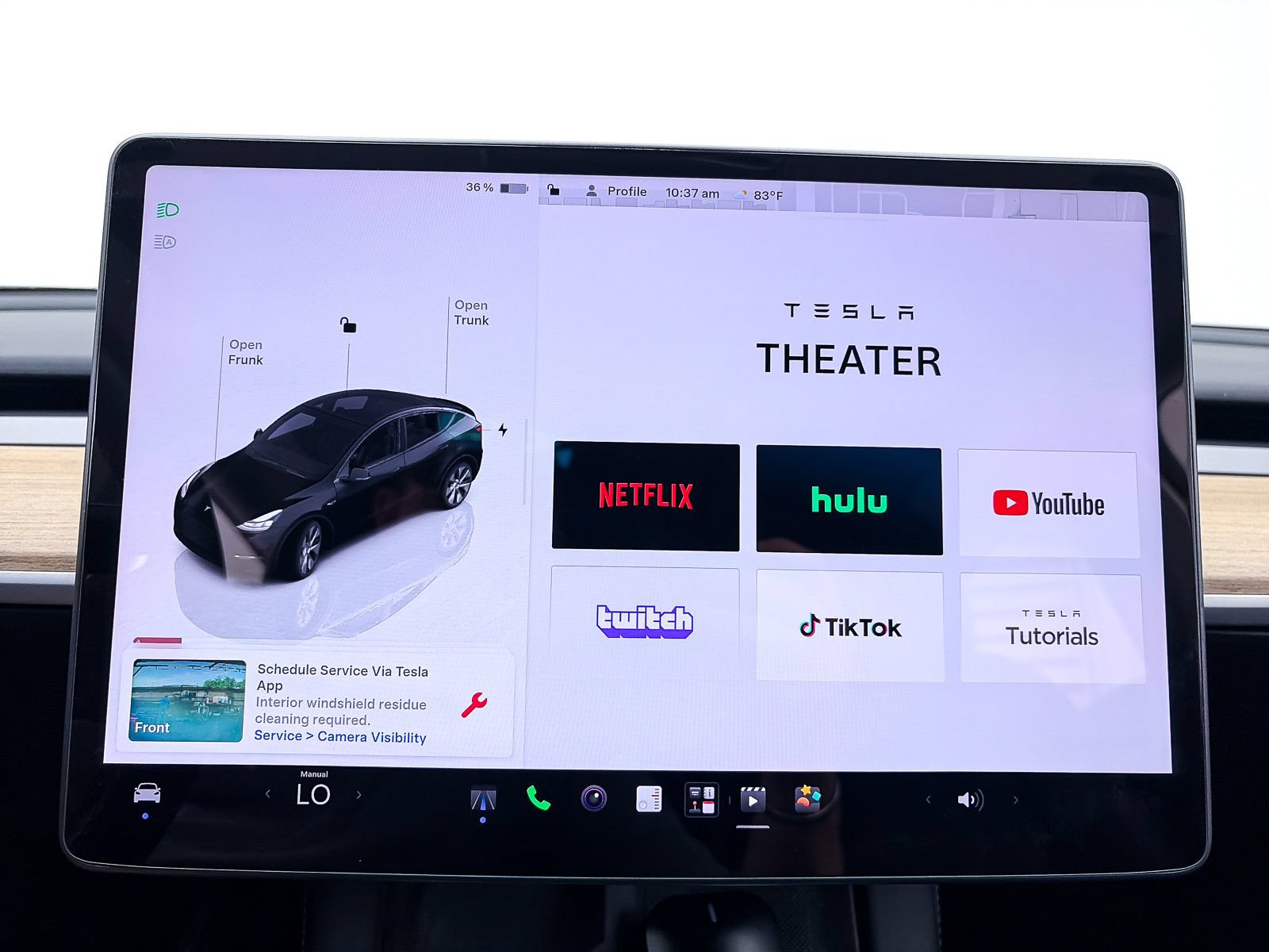 Used 2023 Tesla Model Y Long Range AWD/4WD image 25