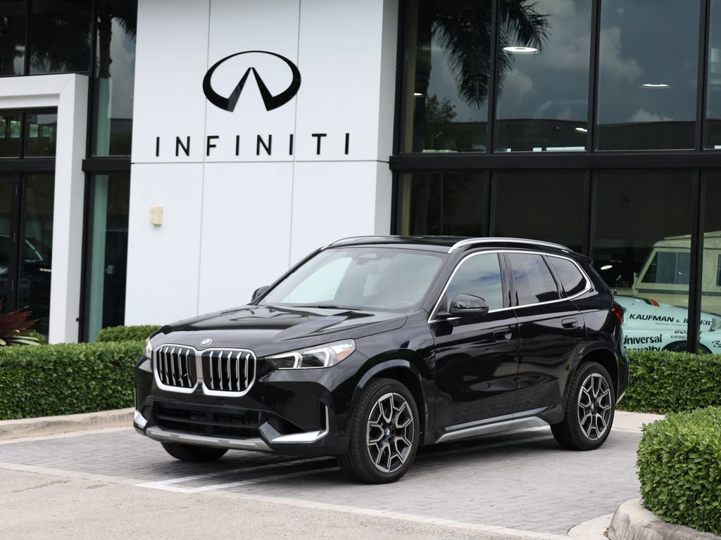 Used 2025 BMW X1 xDrive28i video 1