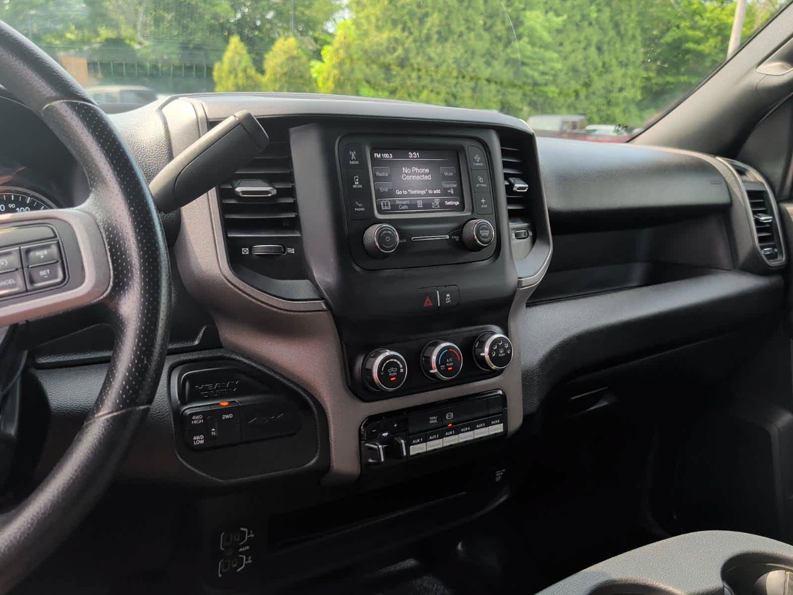 Used 2022 RAM 3500 Tradesman w/ Chrome Appearance Group AWD/4WD image 22