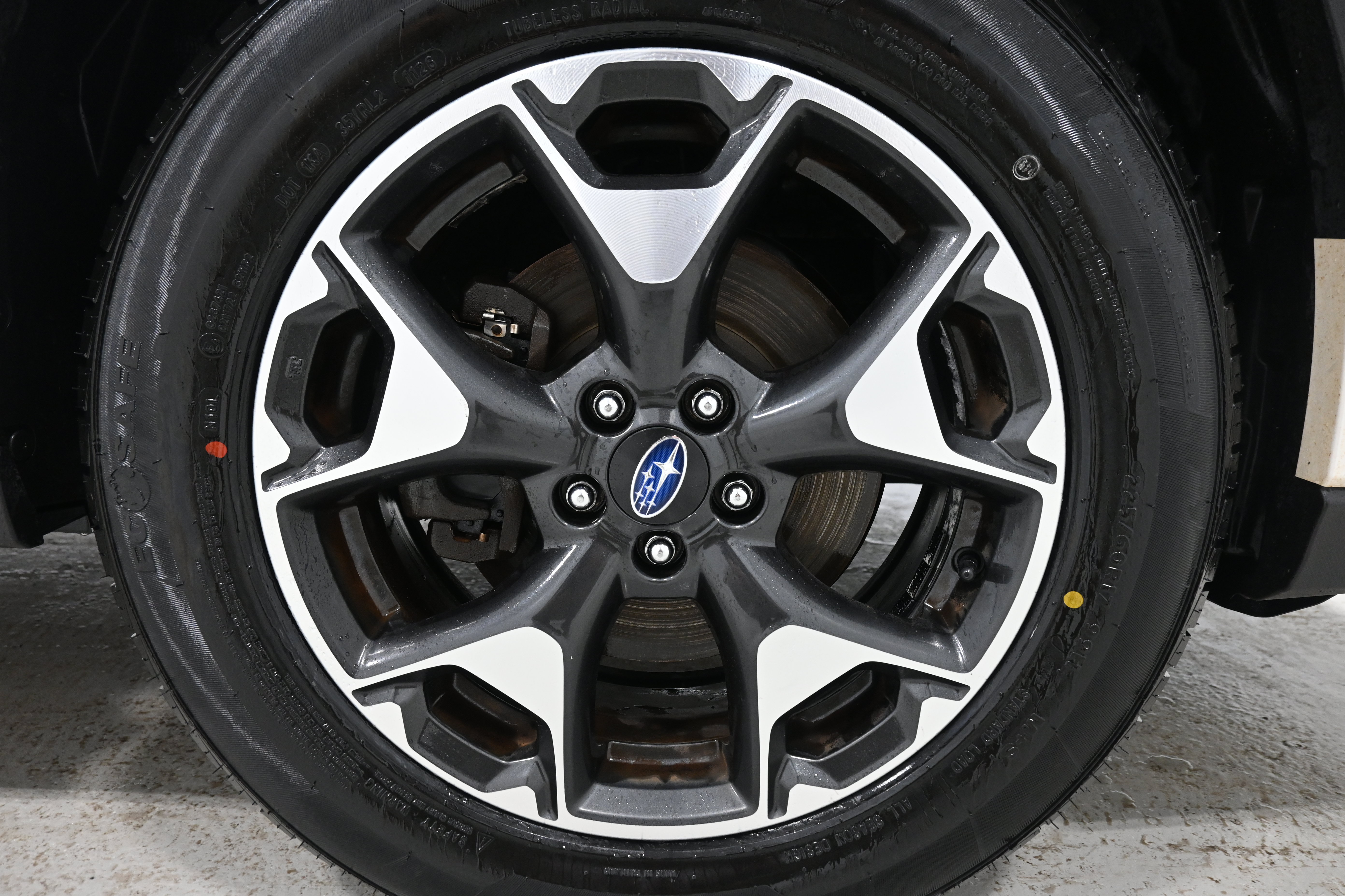 Used 2019 Subaru Crosstrek 2.0i Premium AWD/4WD image 31