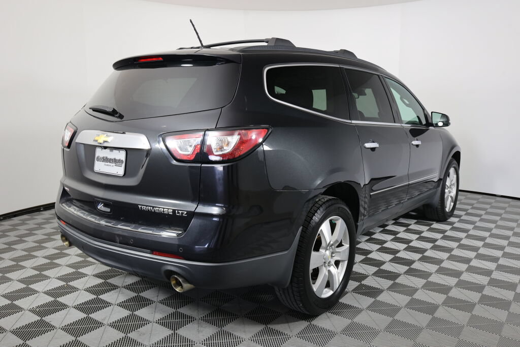 Used 2014 Chevrolet Traverse LTZ w/ LPO, 'HIT The Road' Package FWD image 2