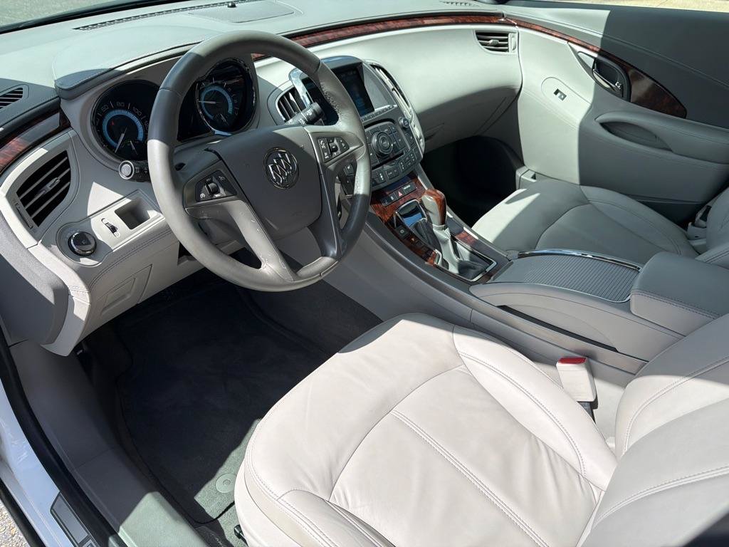 Used 2013 Buick LaCrosse Leather FWD image 11