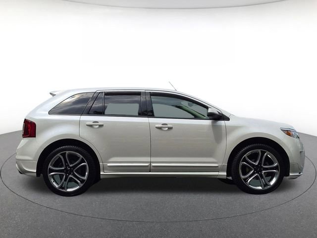 Used 2014 Ford Edge Sport w/ Driver Entry Package AWD/4WD image 4