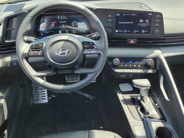 New 2026 Hyundai Elantra SEL Sport FWD image 6