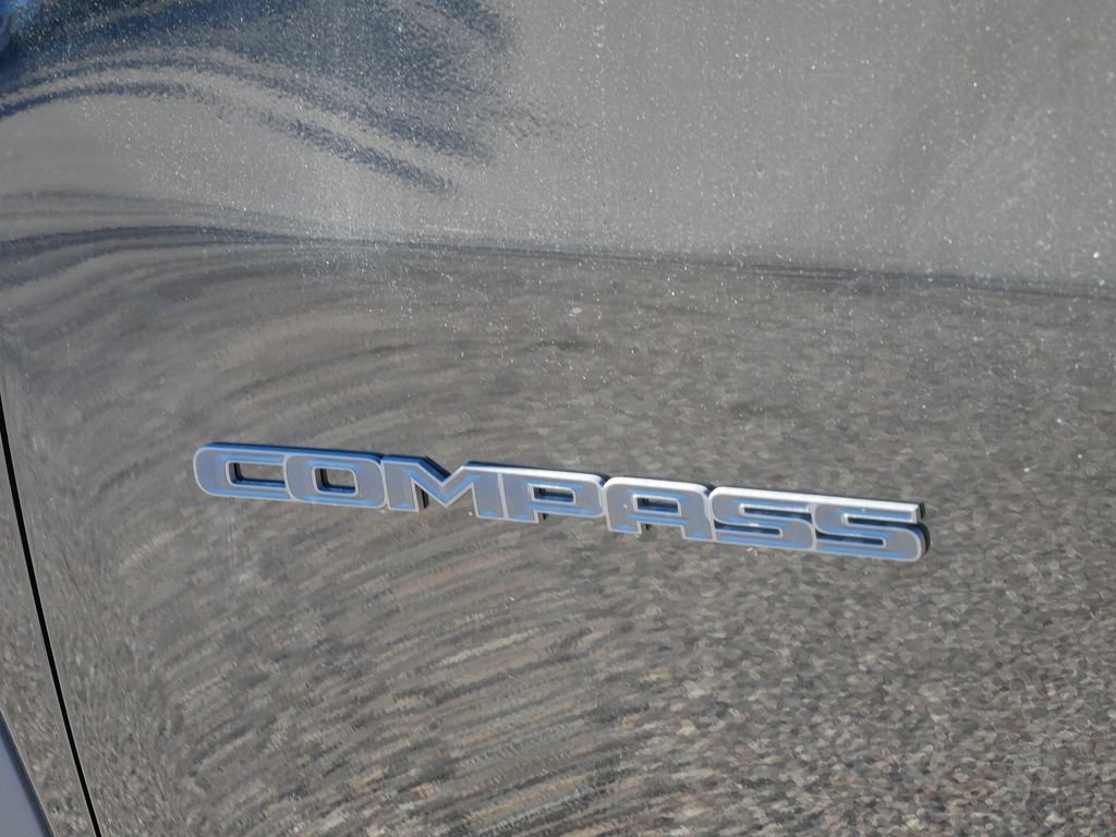 New 2026 Jeep Compass Latitude AWD/4WD image 17