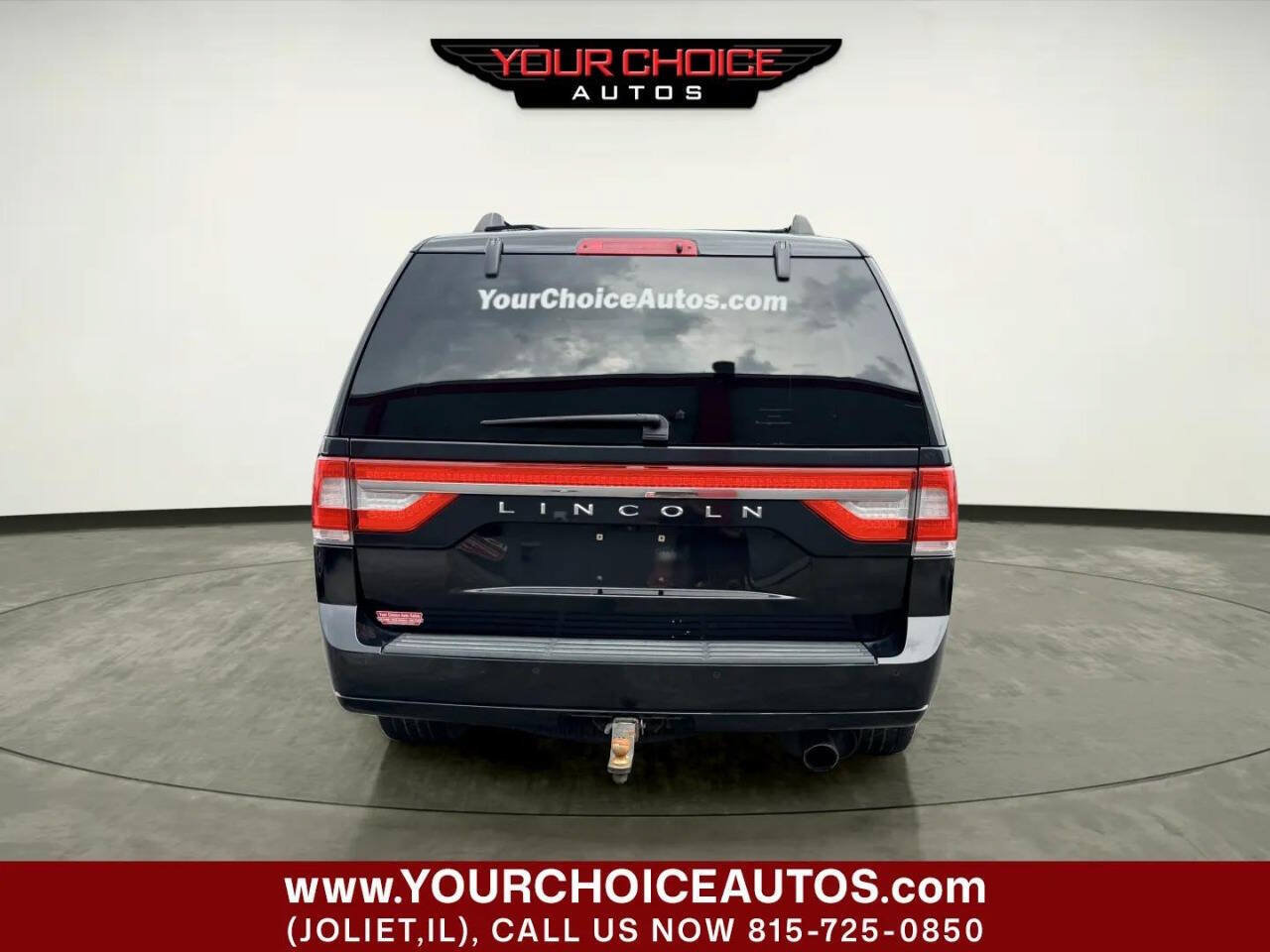 Used 2015 Lincoln Navigator 4WD image 4