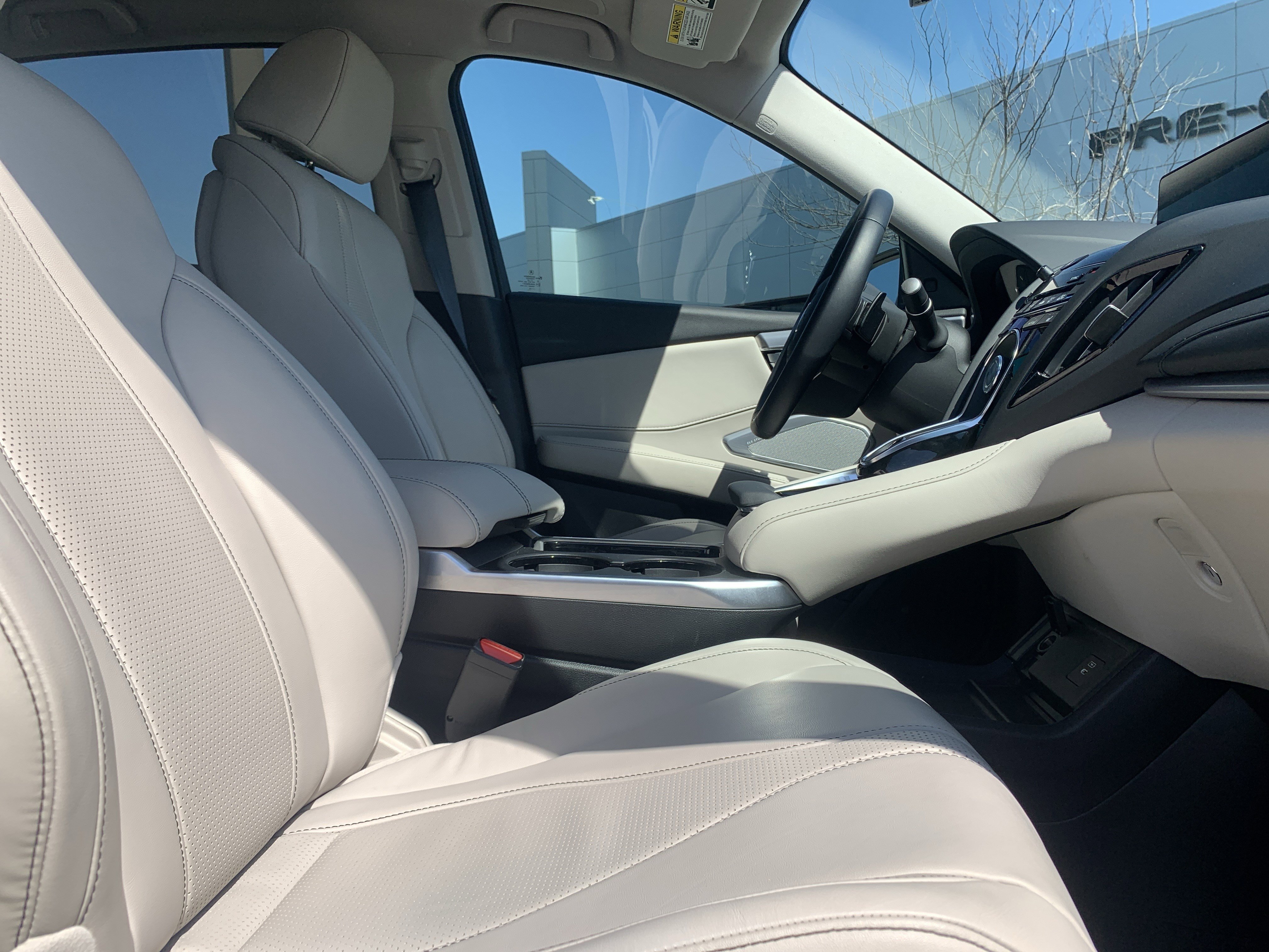 Used 2025 Acura RDX SH-AWD w/ Technology Package image 35