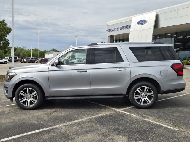 Used 2024 Ford Expedition Max Limited AWD/4WD image 4