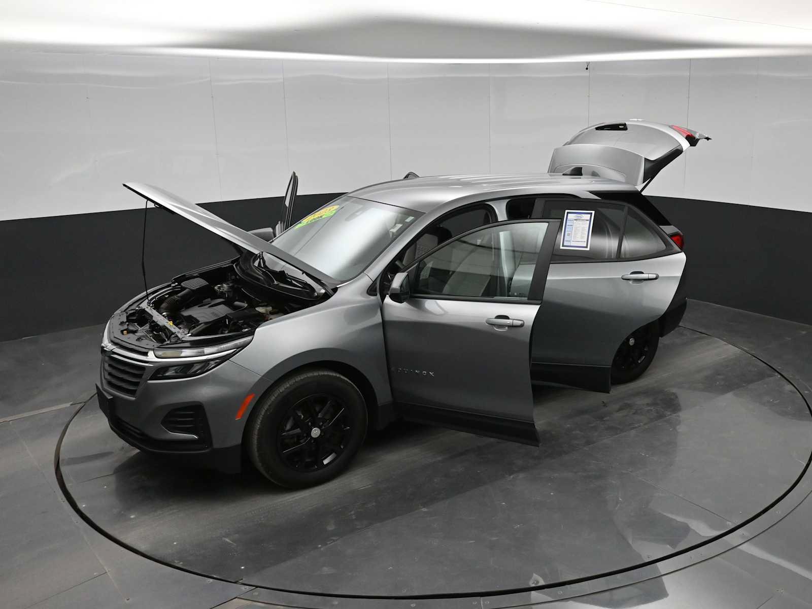 Used 2023 Chevrolet Equinox LS w/ LS Convenience Package FWD image 42