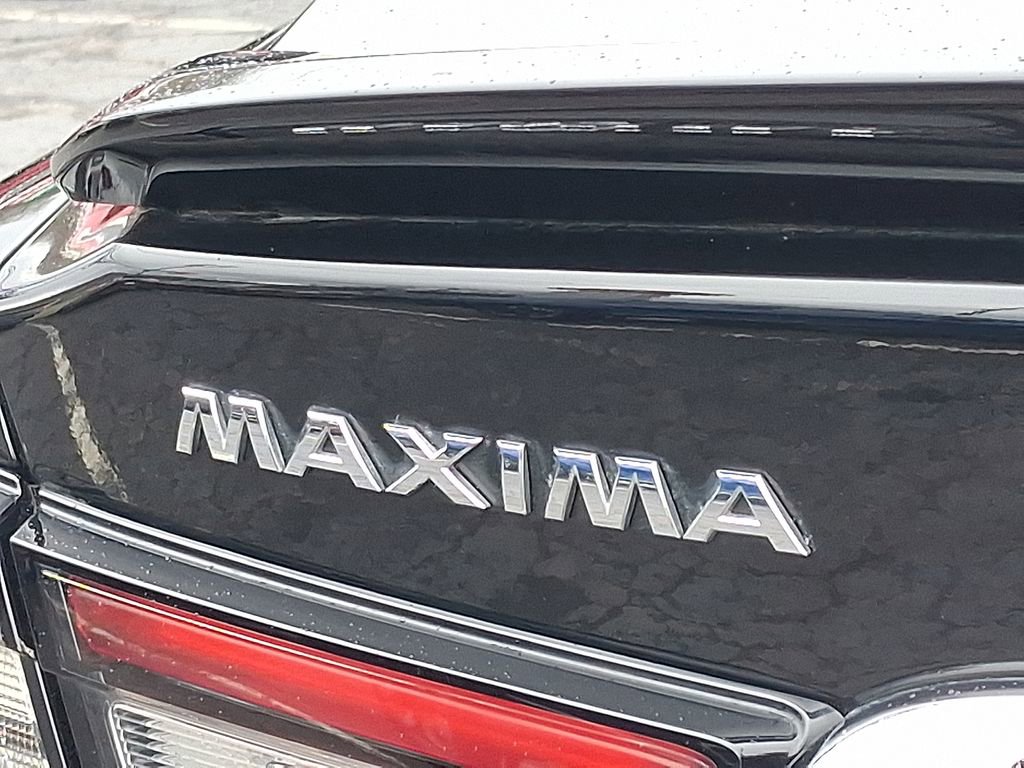 Used 2020 Nissan Maxima SR w/ Sport Mat Group image 16
