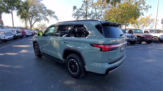 Used 2023 Toyota Sequoia Limited image 6