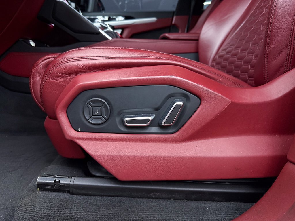 Used 2019 Lamborghini Urus image 18