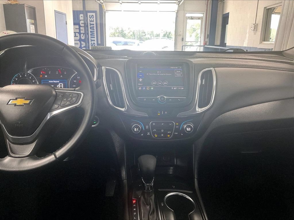 Used 2023 Chevrolet Equinox LT AWD/4WD image 18
