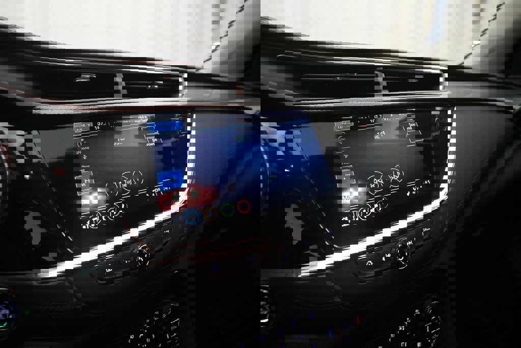 Used 2022 Buick Encore GX Essence image 6