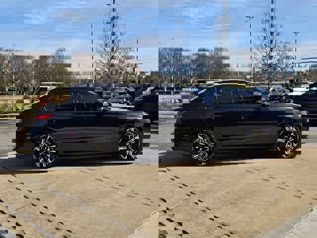 Used 2025 BMW 760i xDrive w/ Premium Package image 10