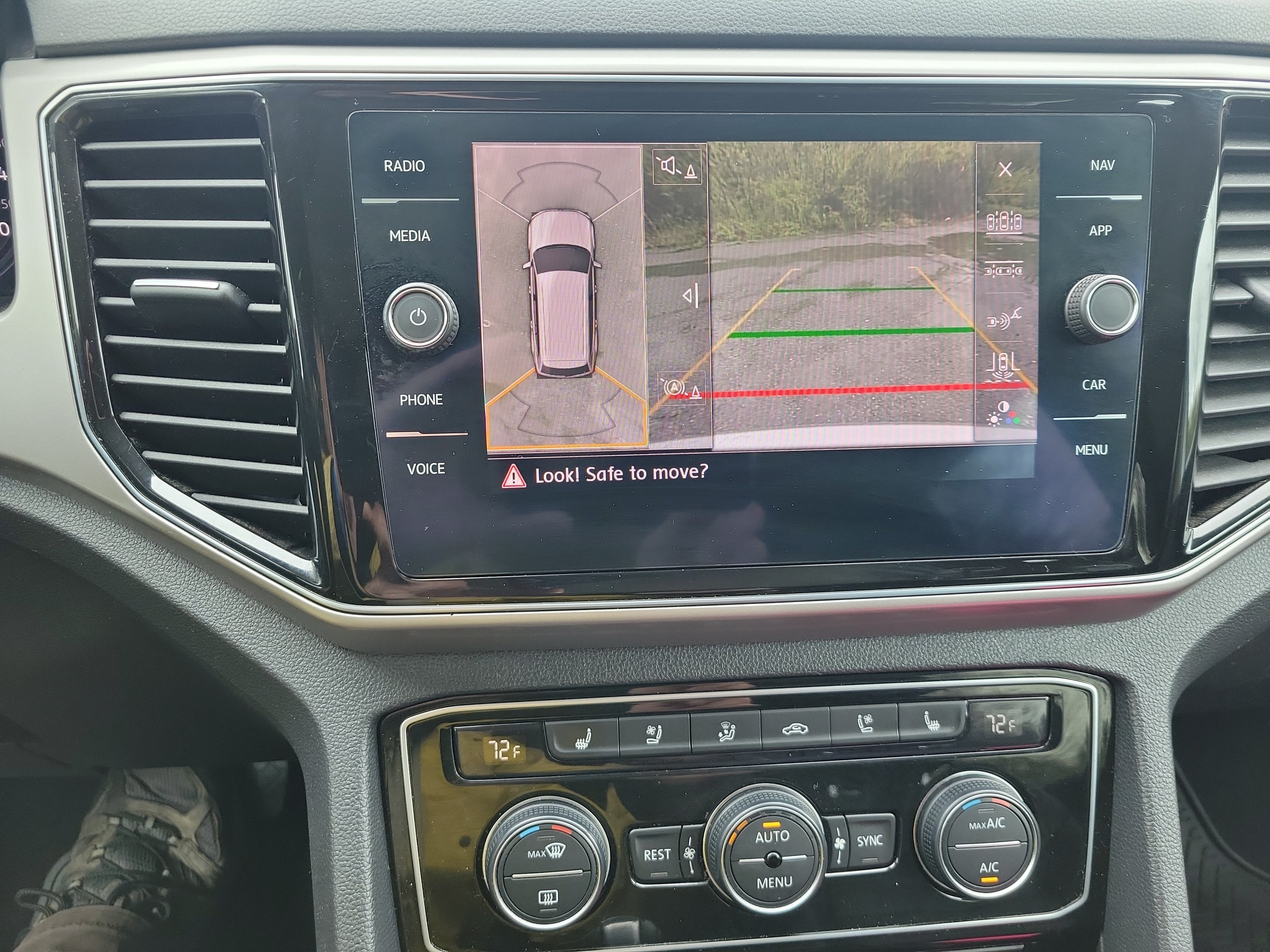 Used 2018 Volkswagen Atlas SEL Premium AWD/4WD image 27