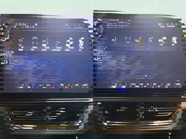 Certified 2024 Chevrolet Equinox EV RS image 22