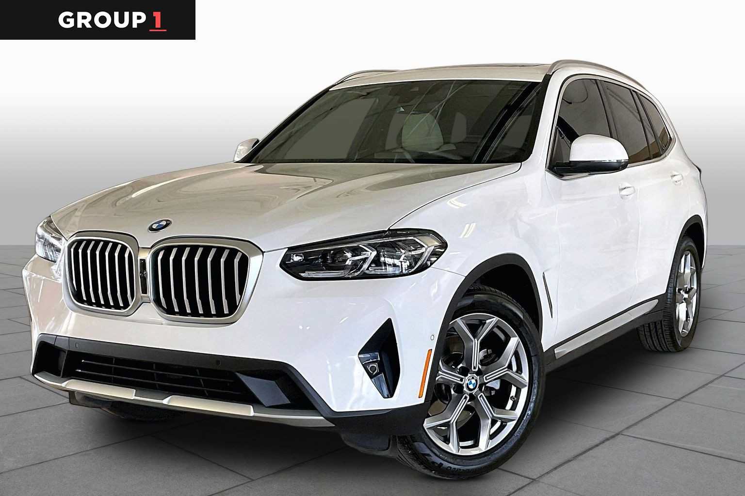 Used 2024 BMW X3 sDrive30i w/ Premium Package RWD image 1