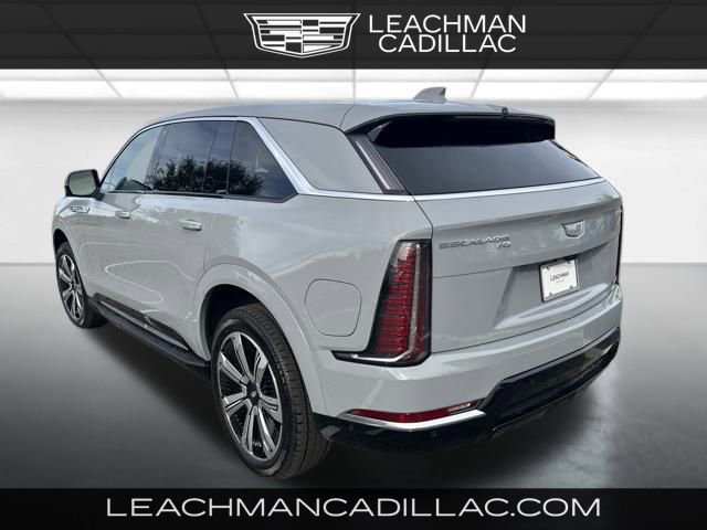 New 2026 Cadillac Escalade IQ Luxury 2 w/ LPO, Floor Liner Package image 7
