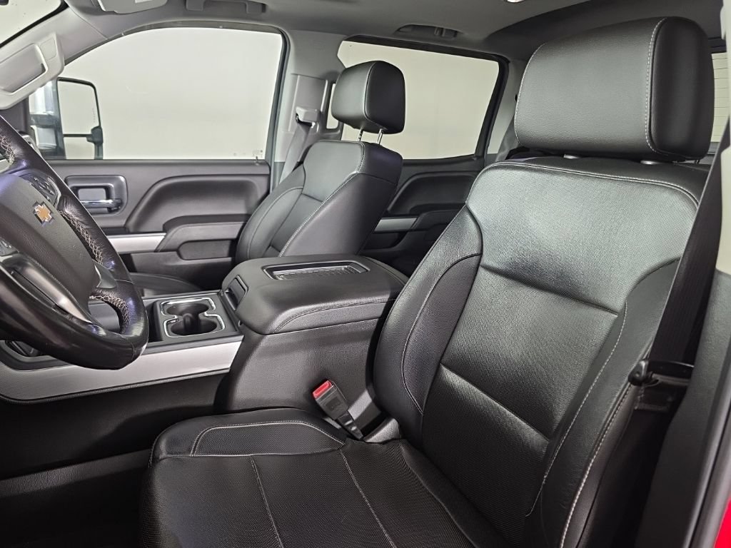 Used 2019 Chevrolet Silverado 2500 LTZ w/ LTZ Plus Package AWD/4WD image 16