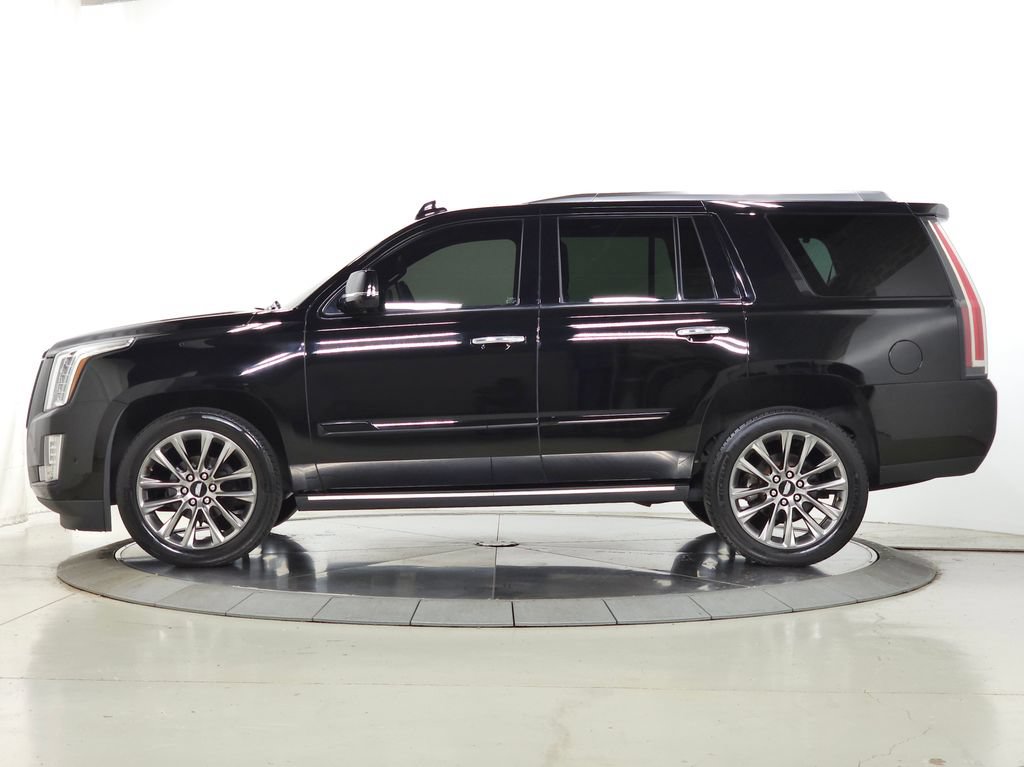Used 2020 Cadillac Escalade Platinum w/ Escalade Sport Edition AWD/4WD image 2