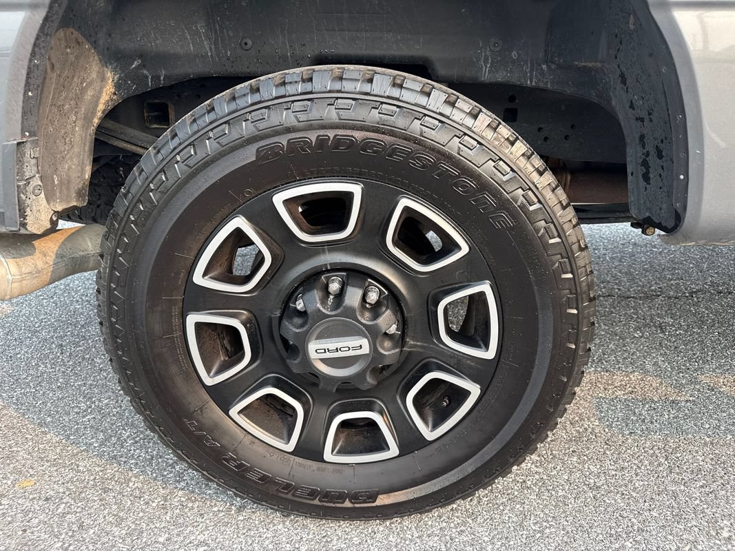 Used 2023 Ford F250 Platinum AWD/4WD image 36