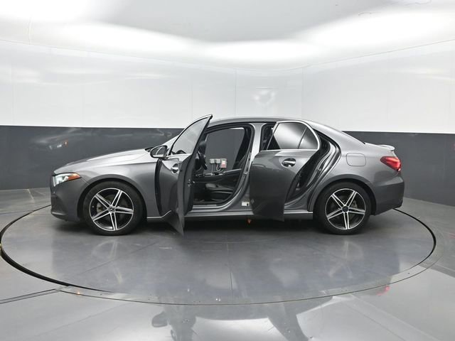 Used 2021 Mercedes-Benz A 220 4MATIC w/ Premium Package image 38
