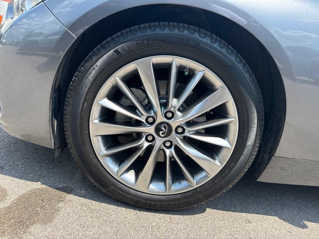 Used 2018 INFINITI Q50 Luxe w/ Essential Package (3.0T Luxe) RWD image 10
