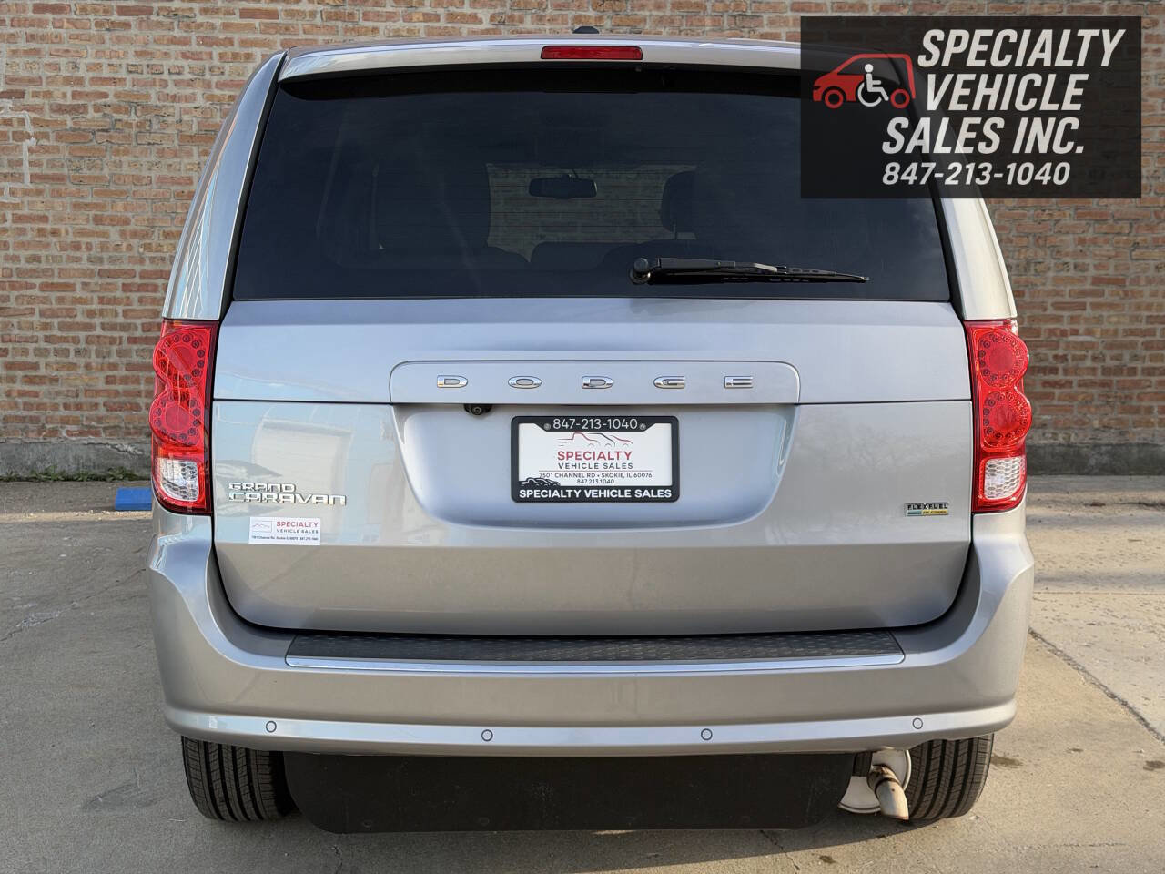 Used 2016 Dodge Grand Caravan SE w/ Quick Order Package 29E SE image 11