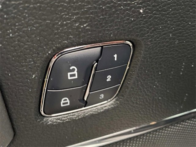 Used 2016 Ford F150 Platinum w/ Equipment Group 701A Luxury image 14