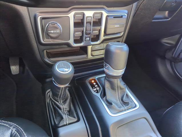 Used 2020 Jeep Gladiator Overland w/ Uconnect 4C Nav & Sound Group image 9