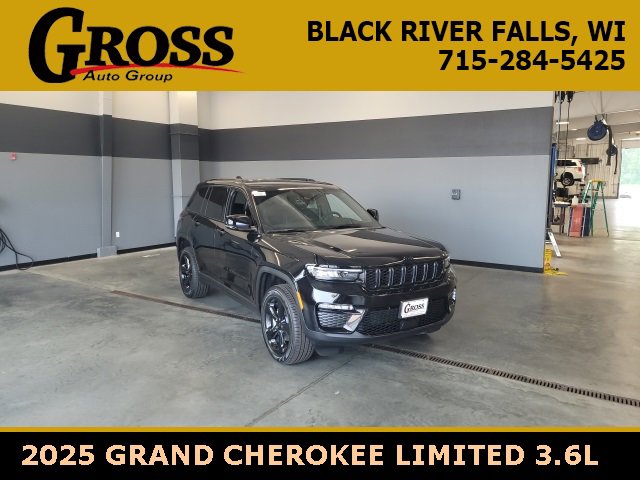 New 2025 Jeep Grand Cherokee Limited w/ Black Appearance Package