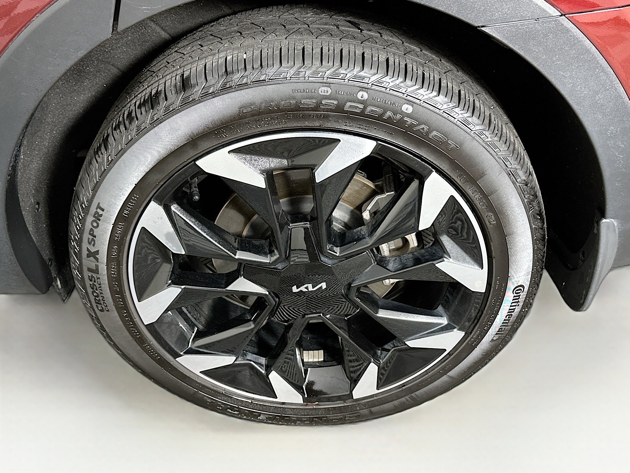 Used 2025 Kia Sorento EX w/ Panoramic Sunroof Package image 11