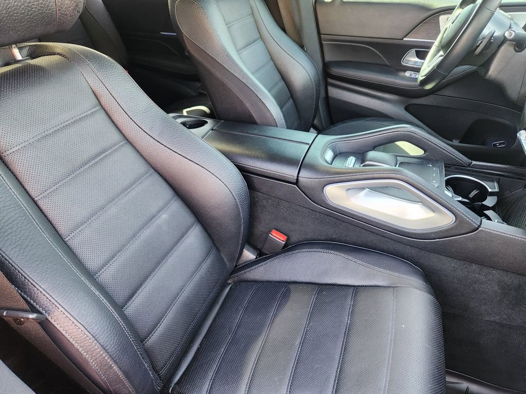 Used 2022 Mercedes-Benz GLS 450 4MATIC image 12